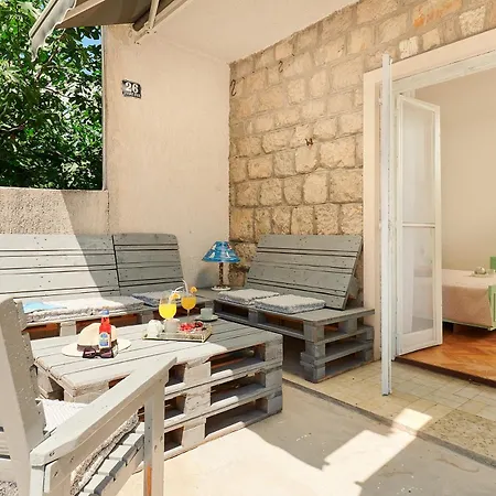 Διαμέρισμα Boris *